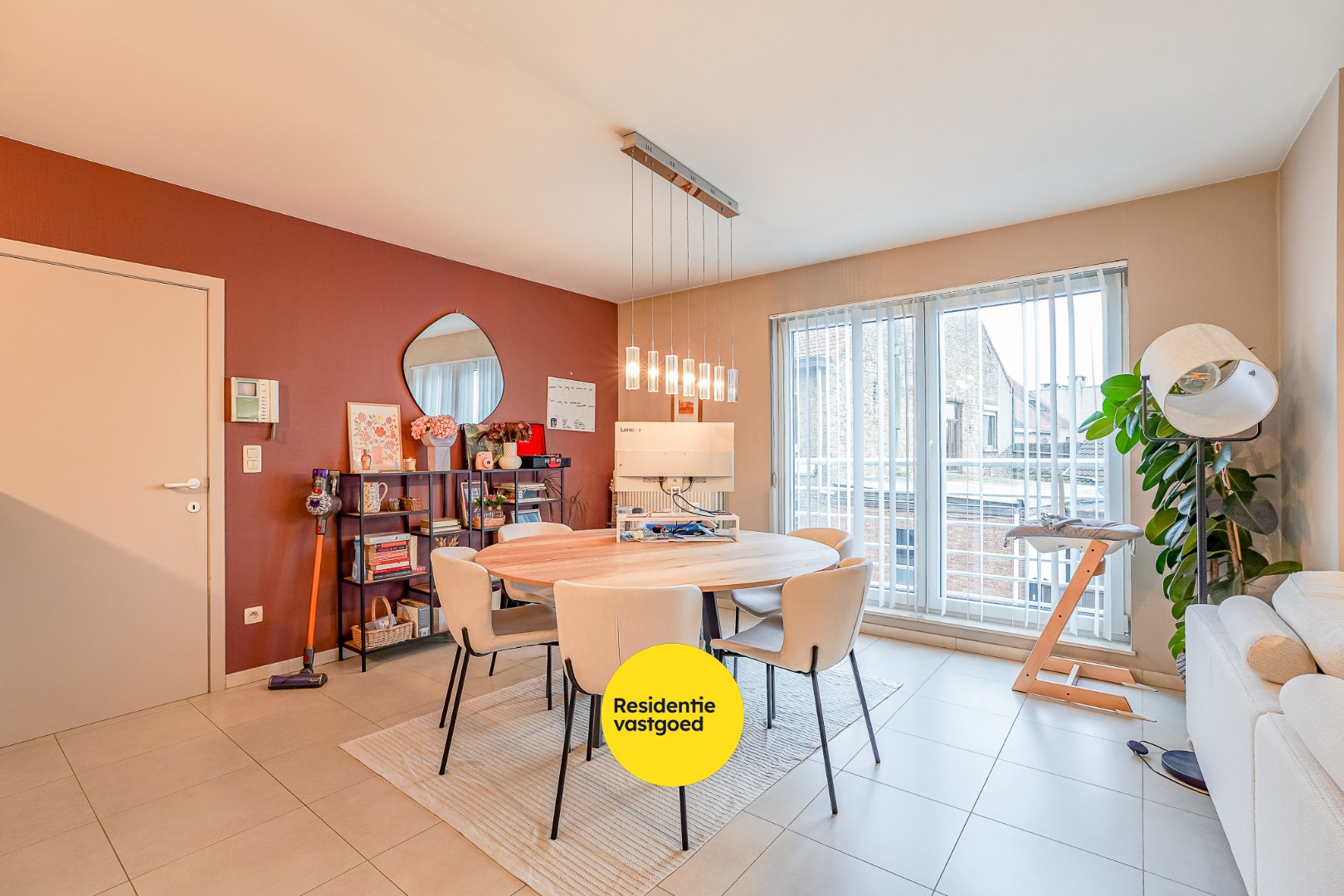 Recent 2 slaapkamer-appartement met autostandplaats in centrum Gistel - foto 3