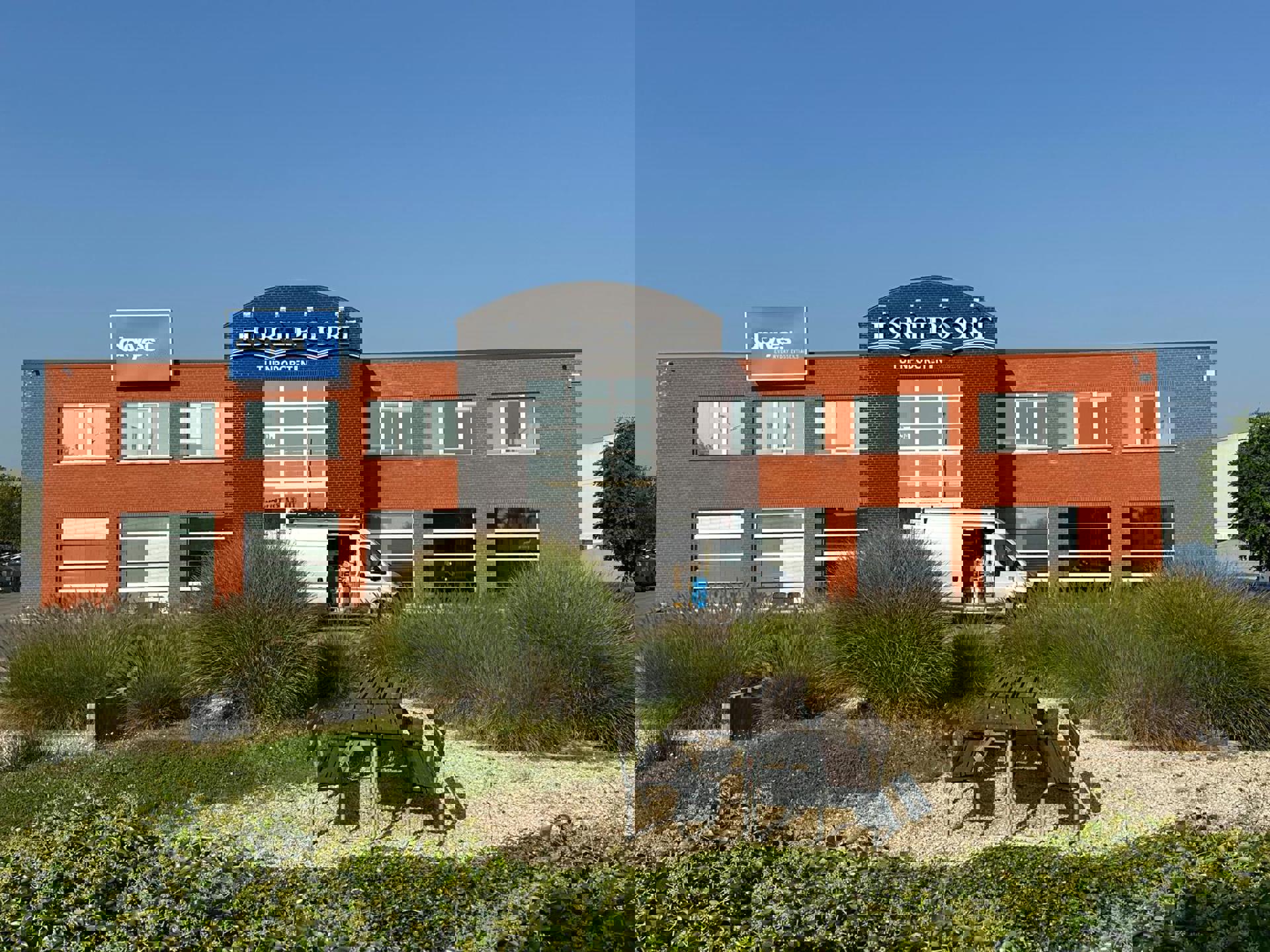 Magazijn met kantoor en atelier/showroom te huur - foto 1