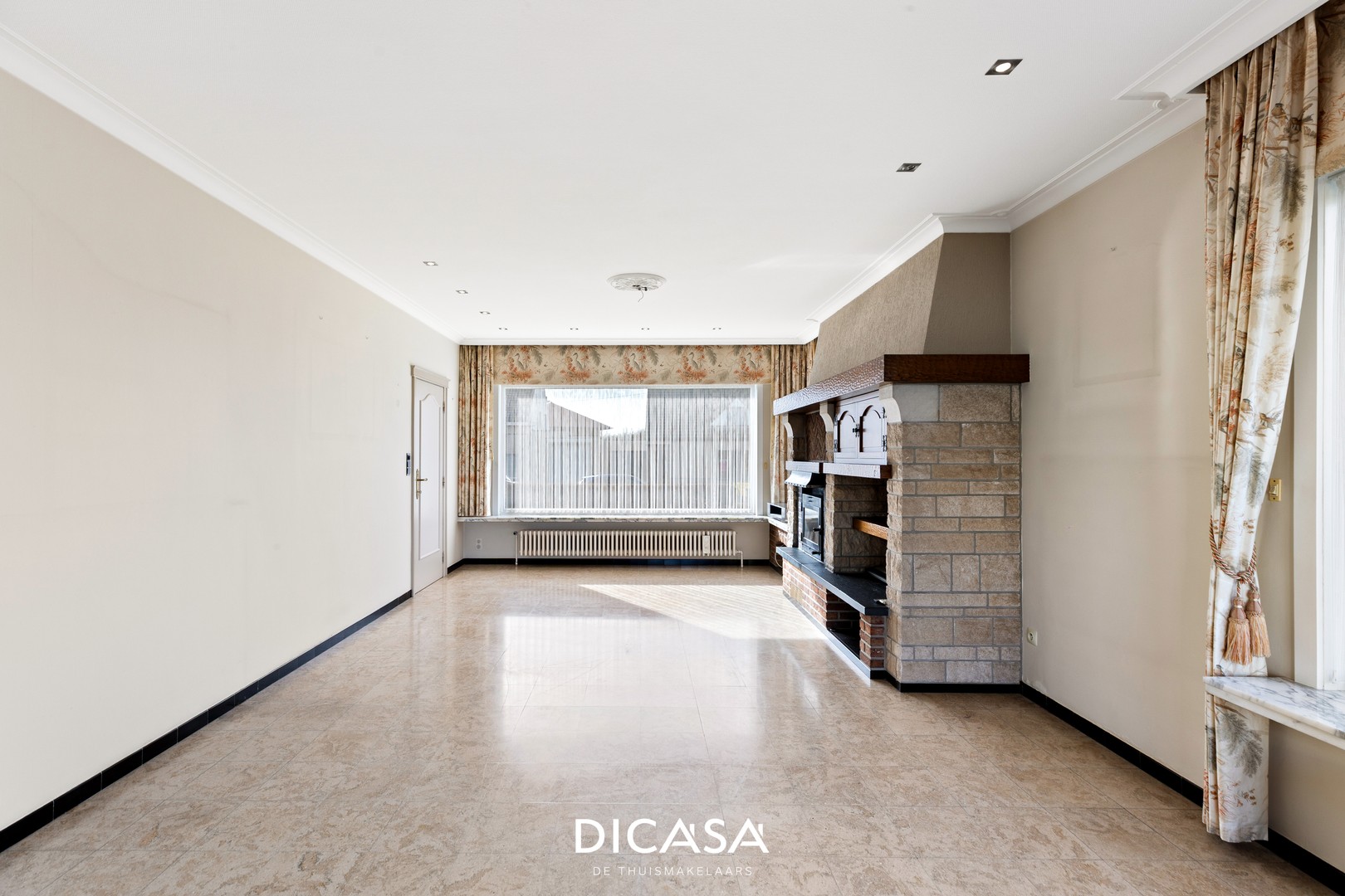 Alleenstaande villa met loods van 300m² op een perceel van 4035m² - foto 5