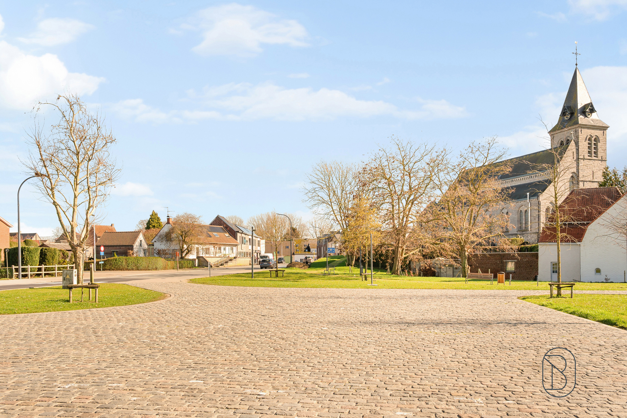 Verder af te werken woning met veel potentieel in Spiere - foto 2