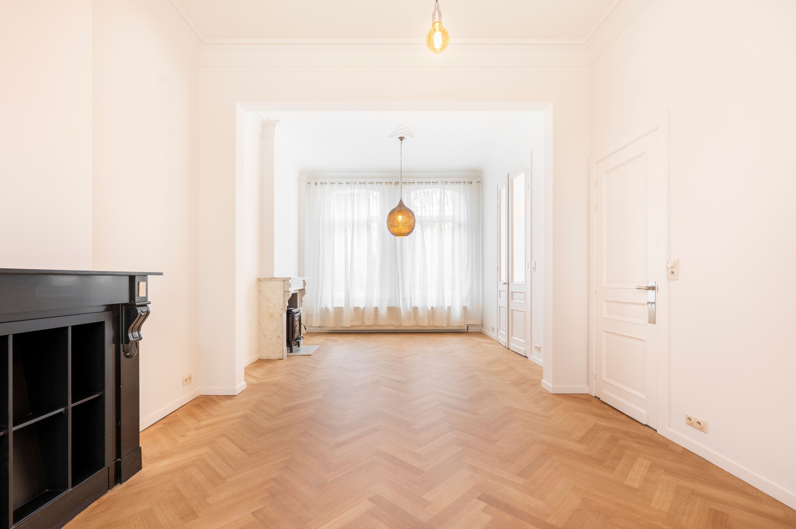 Maison à louer à Anvers avec 4 chambres - photo 4