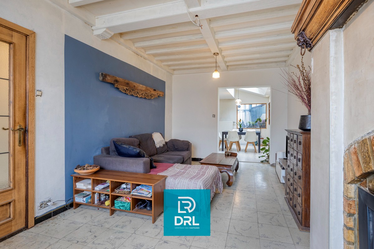 Af te werken woning met grote werkplaats/loods te Sint-Kruis. - foto 3