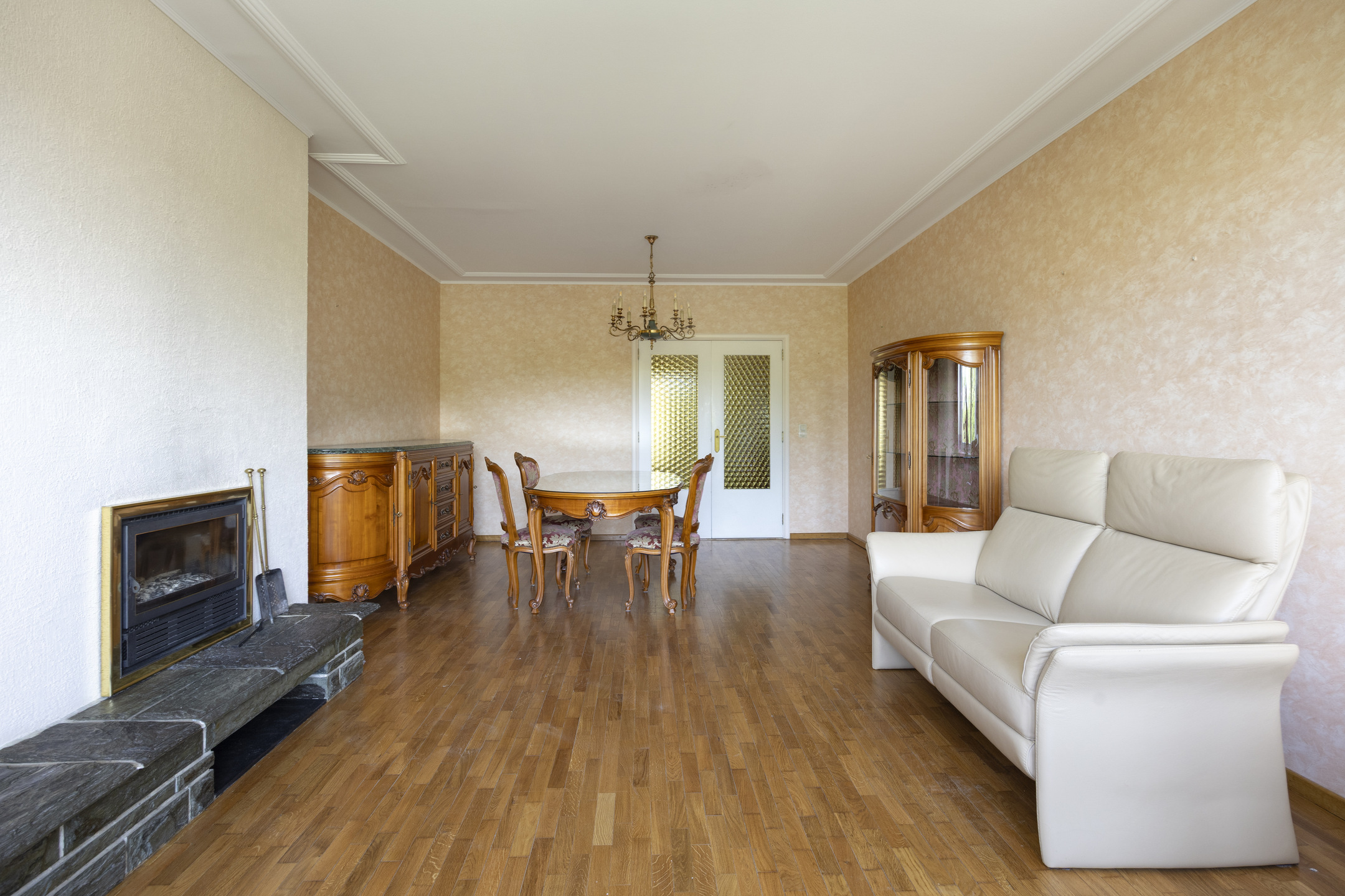 Verzorgd 2-slaapkamerappartement met garage in Jette - foto 5