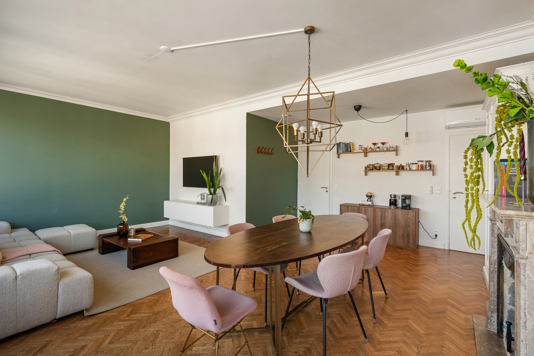 Stijlvol appartement met twee slaapkamers op toplocatie - foto 4