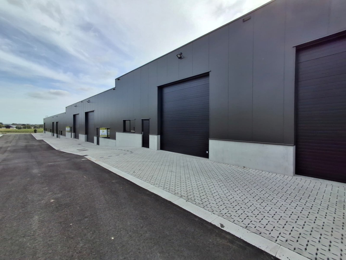 NIEUWBOUW KMO-UNIT VAN CA. 174 M²  TE AARSELE - foto 3