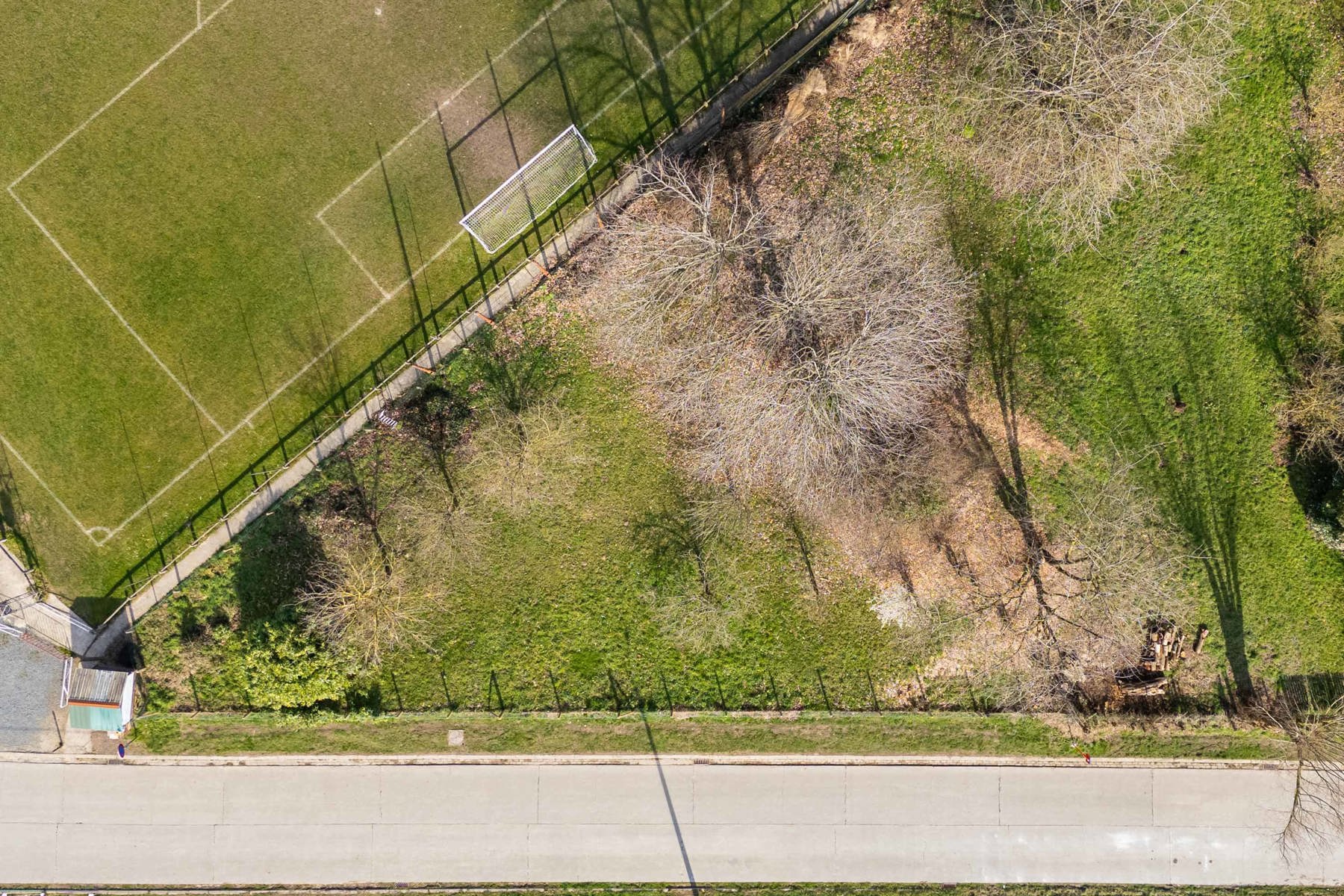 Mooi gelegen “bouwperceel” (voor open bebouwing) - foto 4