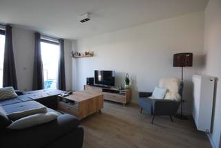 VIJFWEGENSTRAAT 95/1.2 - ROESELARENieuwbouw appartement in de residentie Parkzicht gelegen op de 1ste verdieping en bestaande uit een inkomhal,...