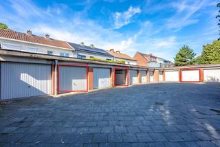 Afgesloten garagebox te koop van 17m². Deze is gelegen in de Edenlaan tussen huisnummers 15 en 17.Komt u graag eens een kijkje nemen of heb u nog...