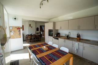 Welkom in de Voerstraat in Bertem, een doodlopende straat zeer rustig gelegen en toch midden in het centrum. Hier ligt deze unieke instapklare...