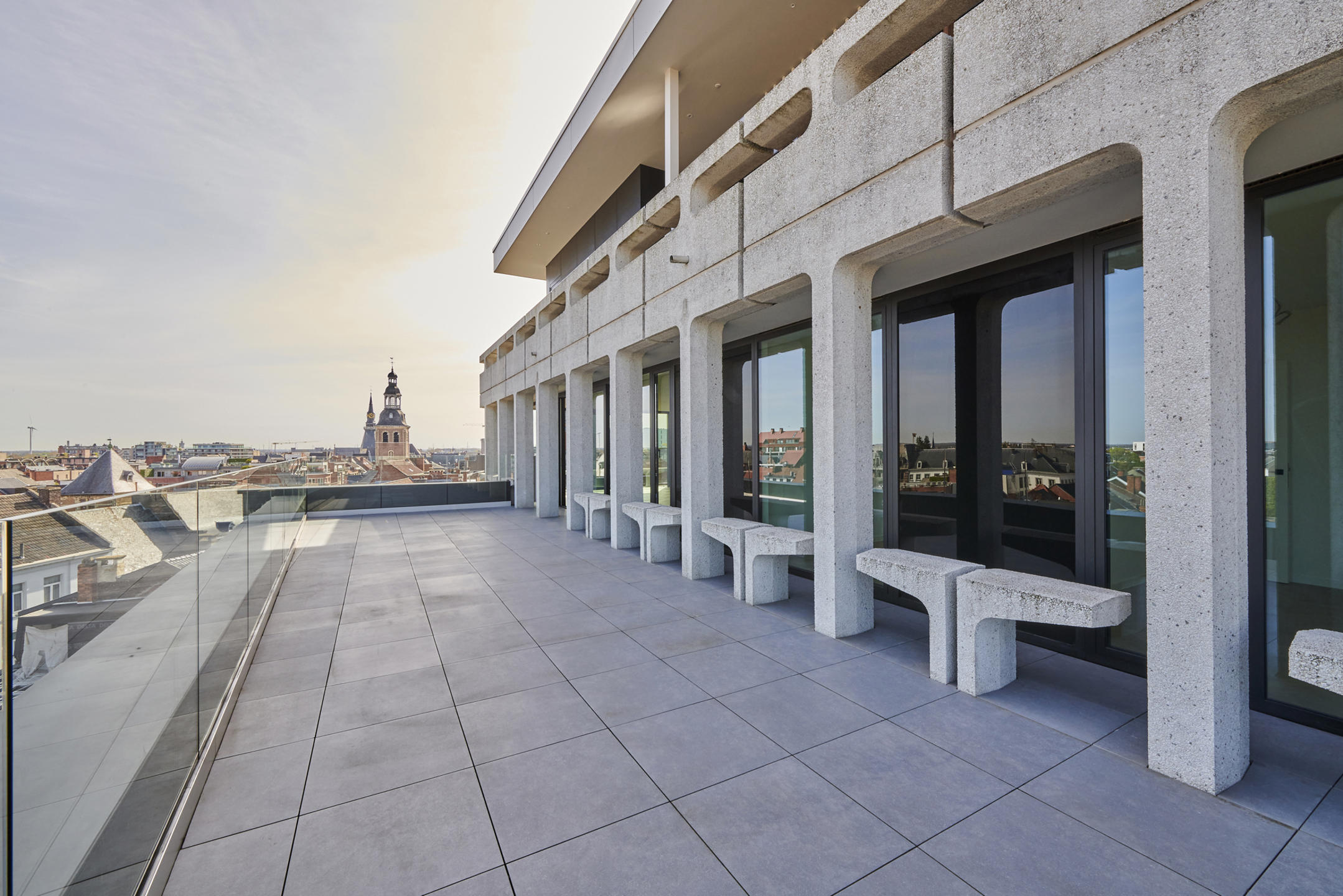 UNIEK APPARTEMENT MET RIANT TERRAS + WIJDS STADSZICHT - foto 5