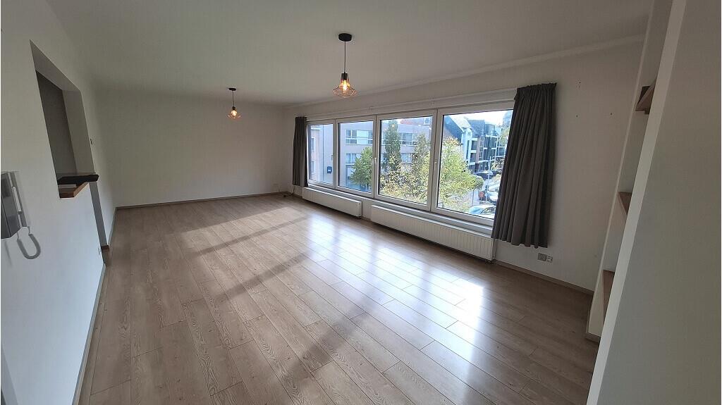 Comfortabel 2-slaapkamerappartement te koop in Torhout - photo 1