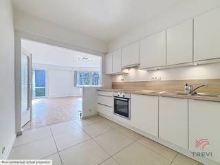 <p><strong>Auderghem</strong>, à proximité de la Place Pinoy et de la station Demey, dans une rue calme et résidentielle, bel appartement 2 chambres d’une superficie habitable d’environ ± 76 m².<br /><br /><span>Au 1er étage</span> :</p>
<ul>
<li>Hall d’entrée</li>
<li>WC séparé</li>
<li>Séjour lumineux de ± 30 m²</li>
<li>Cuisine équipée (four, taques, hotte, frigo, lave-vaisselle et machine à laver)</li>
<li>Salle de bains (bain/douche, lavabo)</li>
<li>Chambre 1 de ± 12,5 m²</li>
<li>Chambre 2 de ± 9 m²</li>
</ul>
<p><br />Cave (première cave à gauche)<br /><br />Disponible immédiatement !<br /><br /><span>Provision pour charges</span> : 180 €/mois (communs, chauffage, eau chaude et froide)</p>