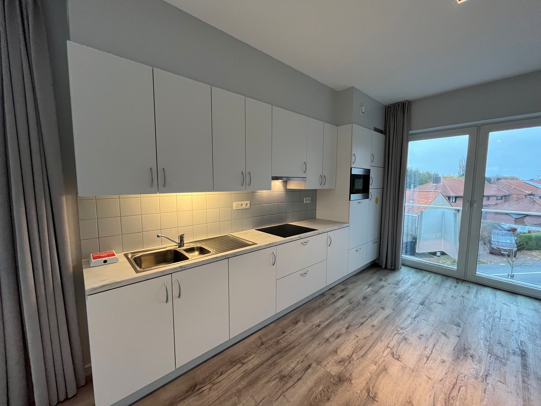 Ruime serviceflat met 2 slaapkamers te koop - foto 4