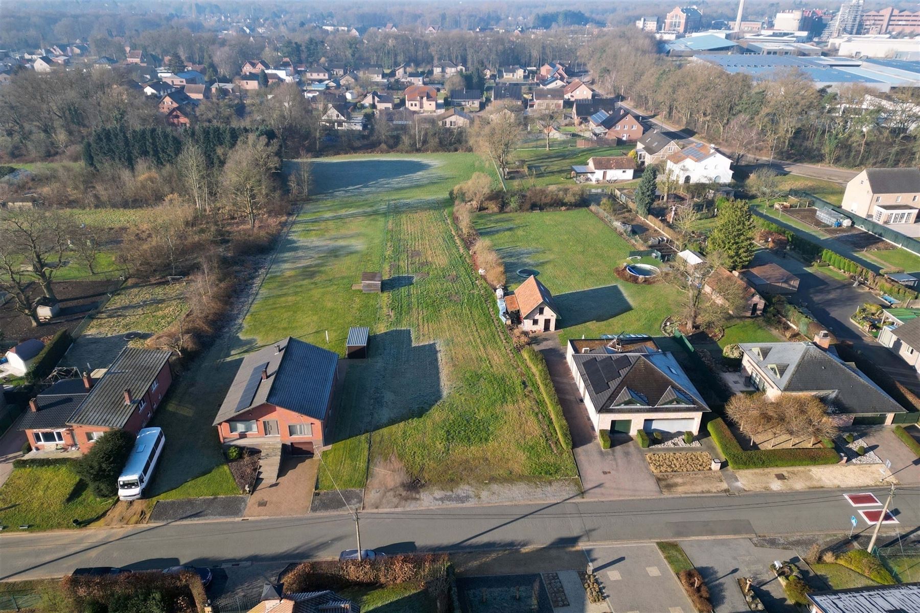 Rustig gelegen bouwgrond voor halfopen bebouwing van 9a14ca - zuidwestelijke oriëntatie  - foto 4