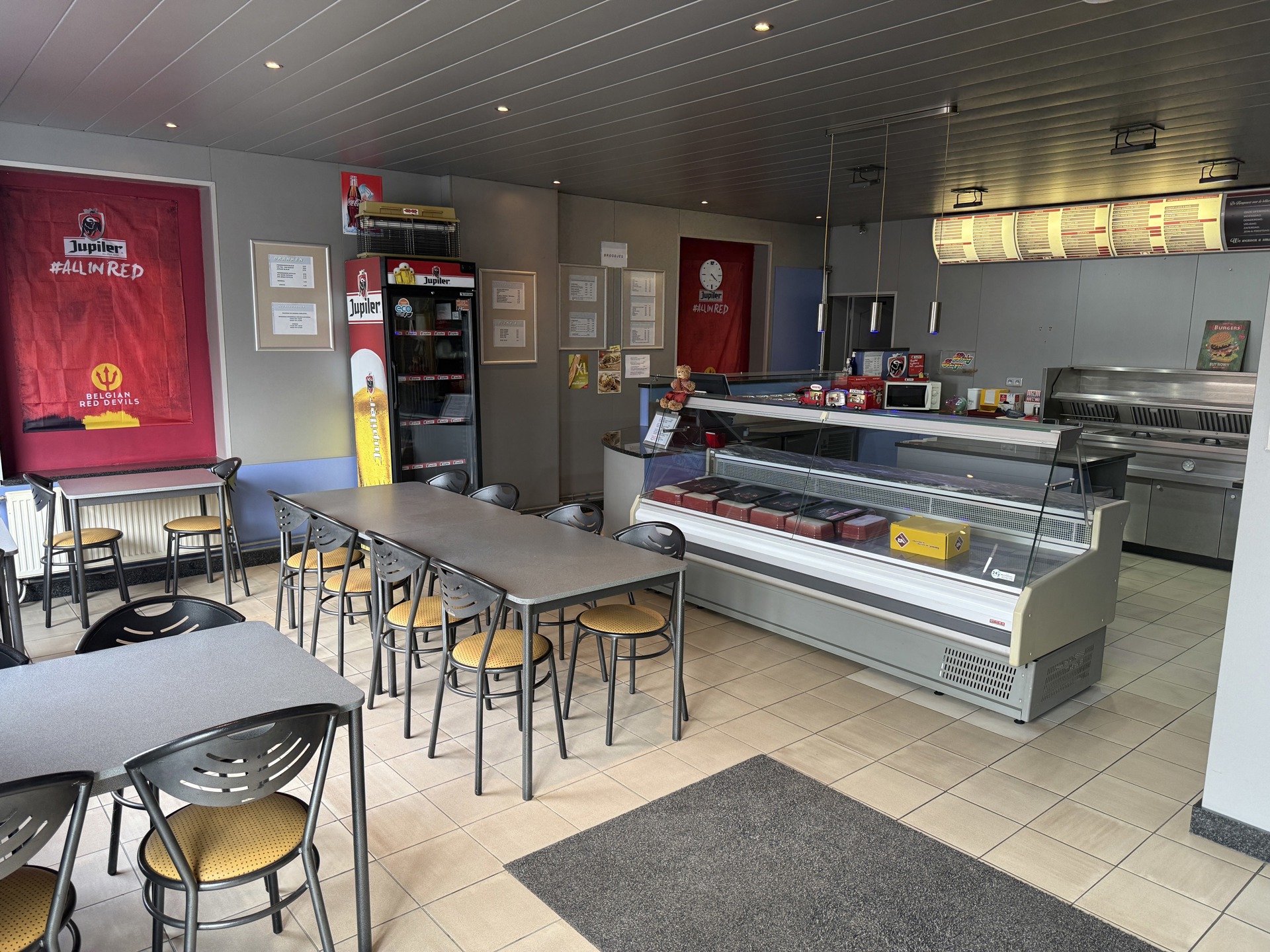 Te koop: Handelshuis met woonst – Instapklare frituur met woonst op toplocatie in Vorst - foto 3