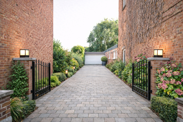 Statig burgerhuis met 3 bouwlagen nabij centrum Zele - foto 3