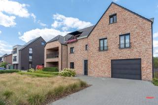 Het leukste aan dit appartement, vraag je? Dat ‘ie piepjong is? Zeker. Dat ‘ie hip en trendy afgewerkt werd? Absoluut. Dat het een absolute...
