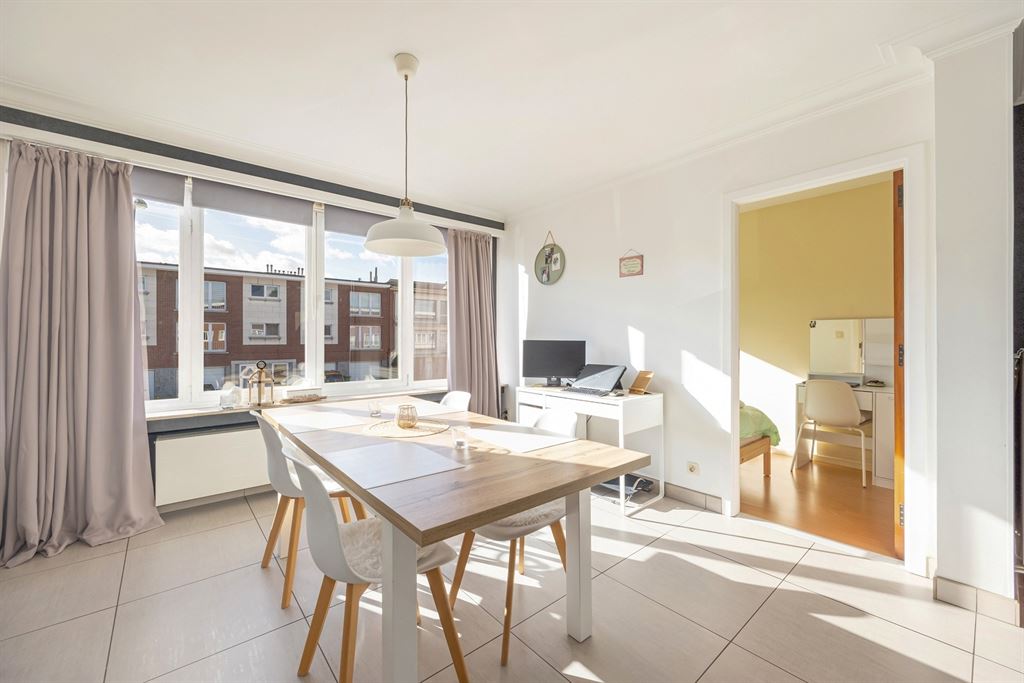 Instapklaar appartement met terras nabij Rivierenhof - foto 3