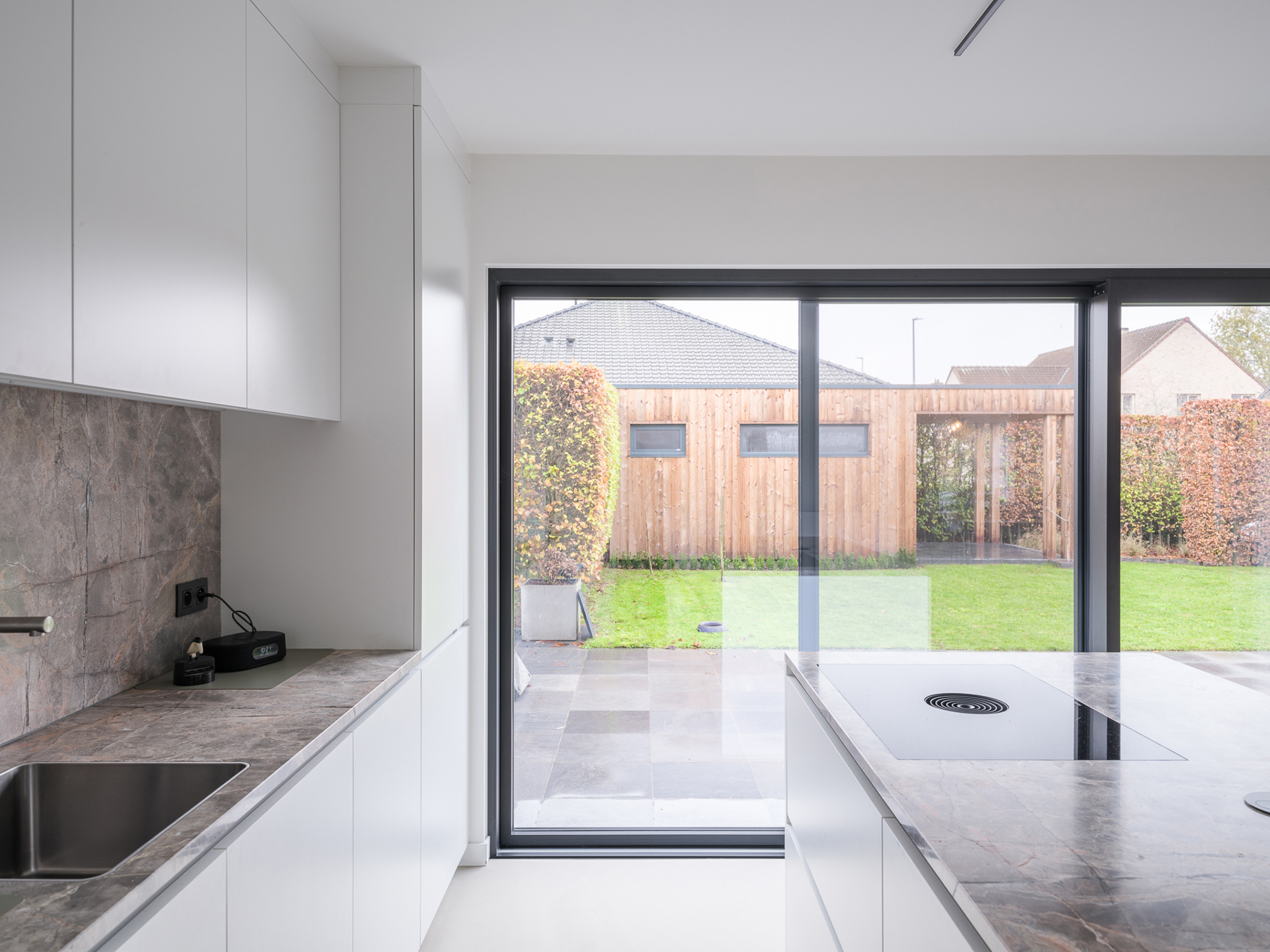 Instapklare, energiezuinige gezinswoning met 4 slaapkamers te Kalken - foto 4