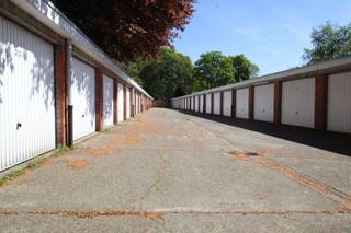 Te koop – Rendabel garagebox-complex in hartje TurnhoutUnieke investeringsopportuniteit met onmiddellijk rendement.In het centrum van Turnhout bieden...