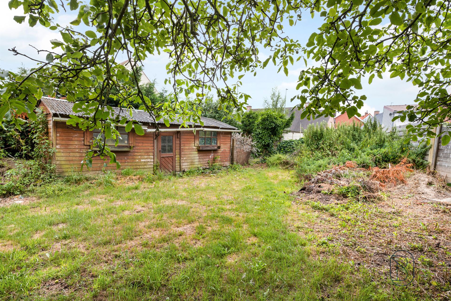 Maison authentique à rénover ou à démolir - photo 2