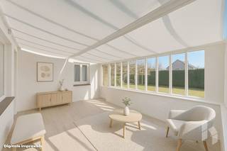 Te renoveren woning ( 152m² ) met 3 slaapkamers, een kelder en garage op een perceel van 855 m² nabij het centrum van Lommel.INDELING:Gelijkvloers:...