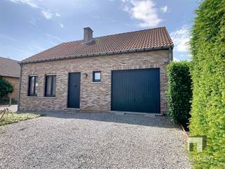 Rustig gelegen gezinswoning nabij het centrum van Paal!Op zoek naar een instapklare woning op een rustige locatie, maar toch vlak bij alle...