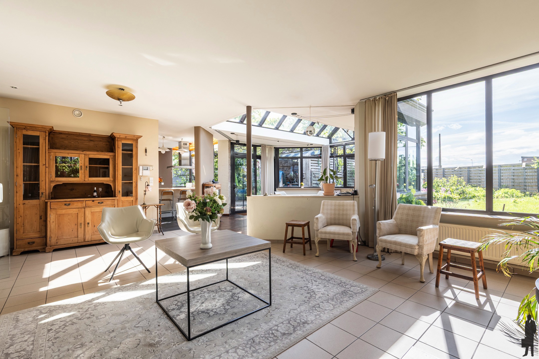 Vrijstaande, ruime gezinswoning met 5-7 slpk. en/of mogelijkheden tot kantoor - beroep aan huis - foto 5