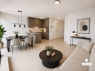 Centraal gelegen 2slpk appartement<br />Te midden van het gezellige en bruisende centrum van Oud-Turnhout vindt u dit recente en hoogwaardig afgewerkte appartement op de tweede verdieping van deze kleinschalige gemeenschap terug.<br /><br />Met de lift of trap komt u tot op de tweede verdieping van het appartement aan. Aan de gang grenst het toilet met handenwasser alsook de bijzonder ruime woonkamer met veel natuurlijke lichtinval. Vanuit de woonkamer kunt u op het zonneterras komen via een schuifraam waar het heerlijk vertoeven is. De keuken is ook ruim van opzet, deze is betrokken bij de leefruimte en is uitgerust van alle hedendaagse gemakken voor iedere keukenprins(es). Hiernaast ligt de bergplaats waar aansluiting is voor wasmachine en droogkast<br /><br />Aan de achterzijde van het appartement bevinden zich nog 2 slaapkamers. Een zeer nette badkamer is uitgerust met een inloopdouche aan en een dubbele wastafel in een fraai meubilair.<br /><br />Als kers op de taart maakt de ruime garagebox die je recht in rijdt het geheel compleet. Deze zijn ook inbegrepen in de prijs.<br /><br />***BEZOEKEN WORDEN ENKEL VOORZIEN NA ONTVANGST VAN VOLLEDIG INGEVULDE INFORMATIEFICHE VOOR KANDIDAATHUURDERS DIE U VERKRIJGT NA AANVRAAG VIA HET ZOEKERTJE OP DE IMMO SITE OF mail ons op info@echovastgoed.be***