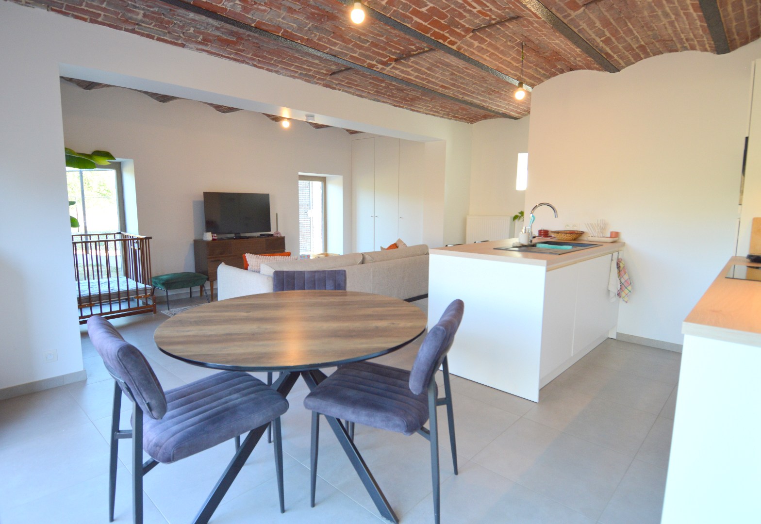 Gerenoveerde hoeve in Heule met vlotte bereikbaarheid - foto 5