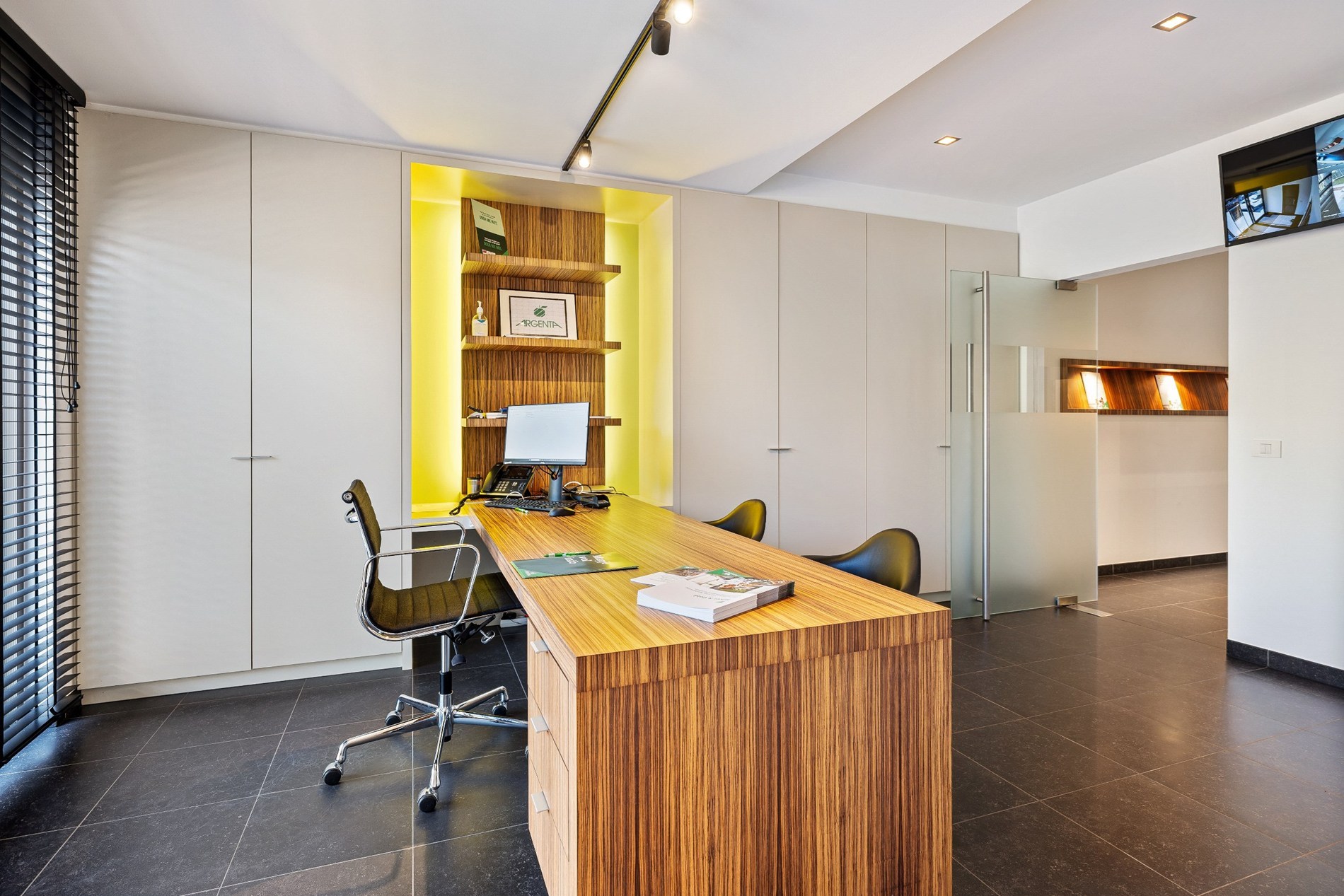 TE KOOP: handelspand commercieel of service kantoor - foto 5