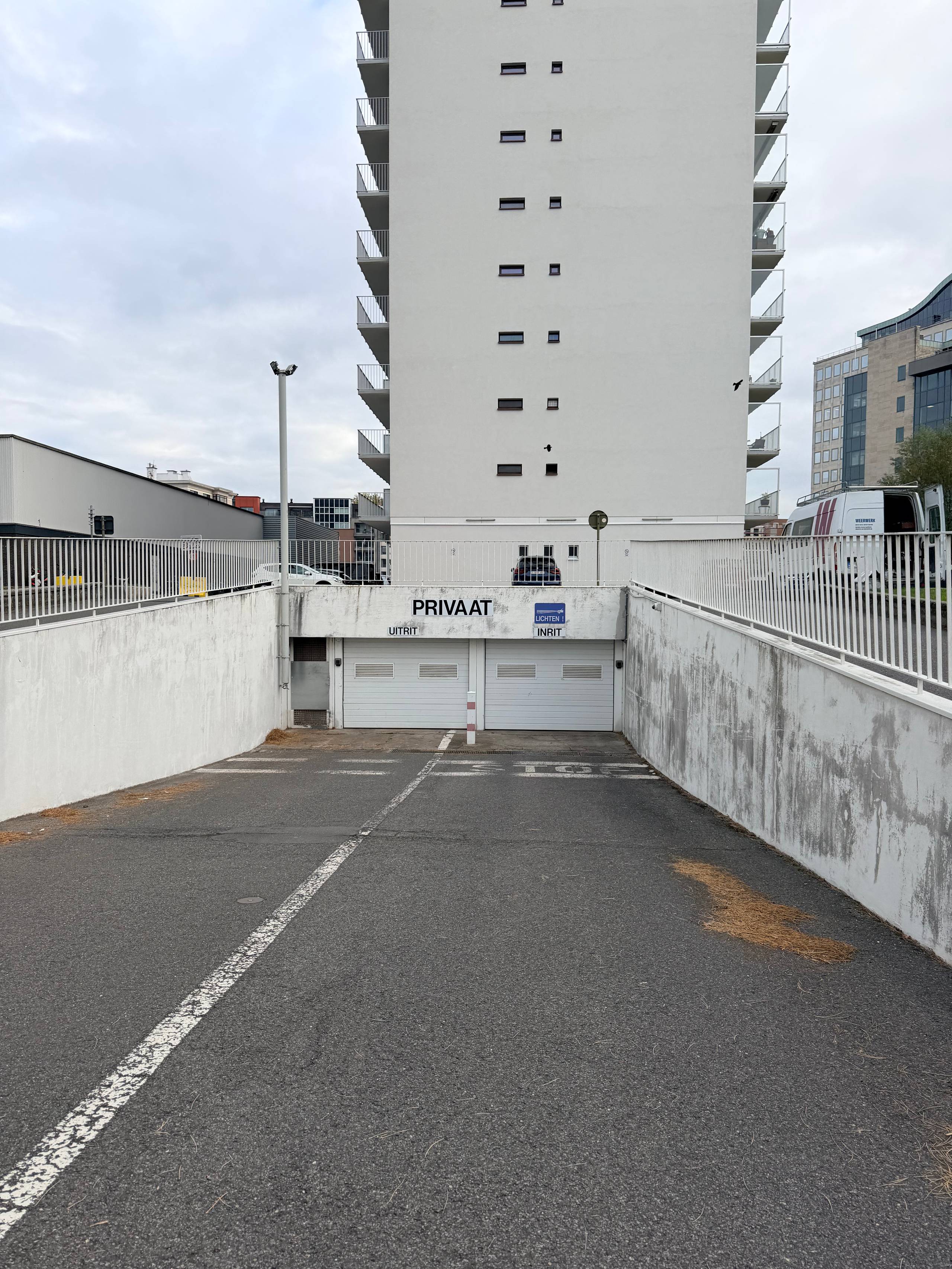 Garageboxen Martelaarslaan te koop - foto 2