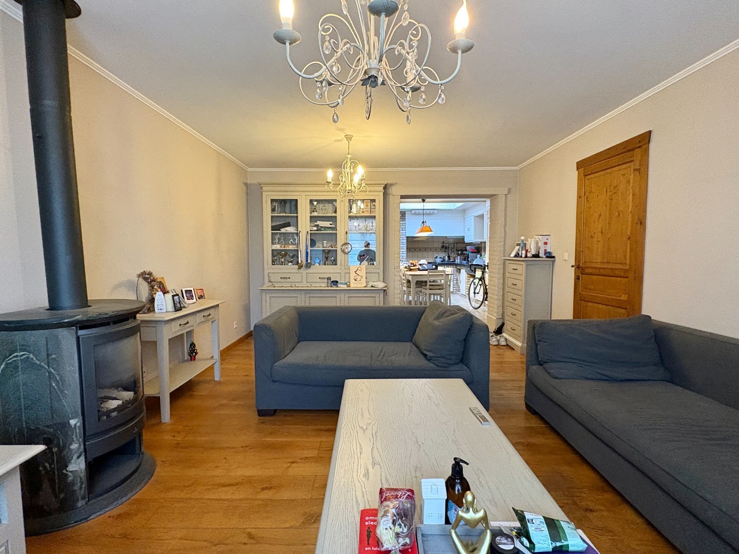 Instapklare woning met 2 slaapkamers en terras in Harelbeke - foto 2