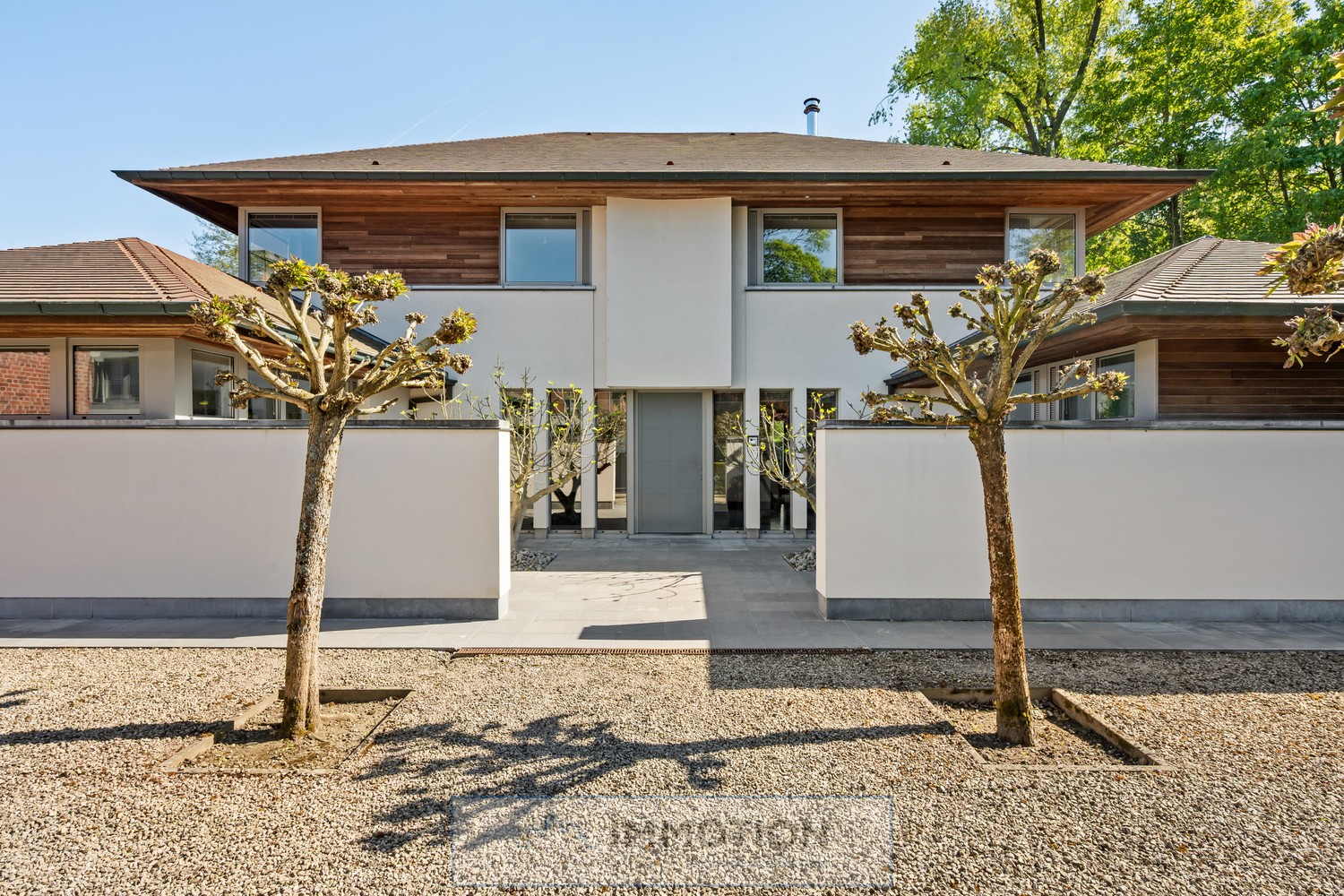 Stijlvolle villa met luxueuze afwerking en zonnige tuin ! Kijkdag met richtprijs - foto 1
