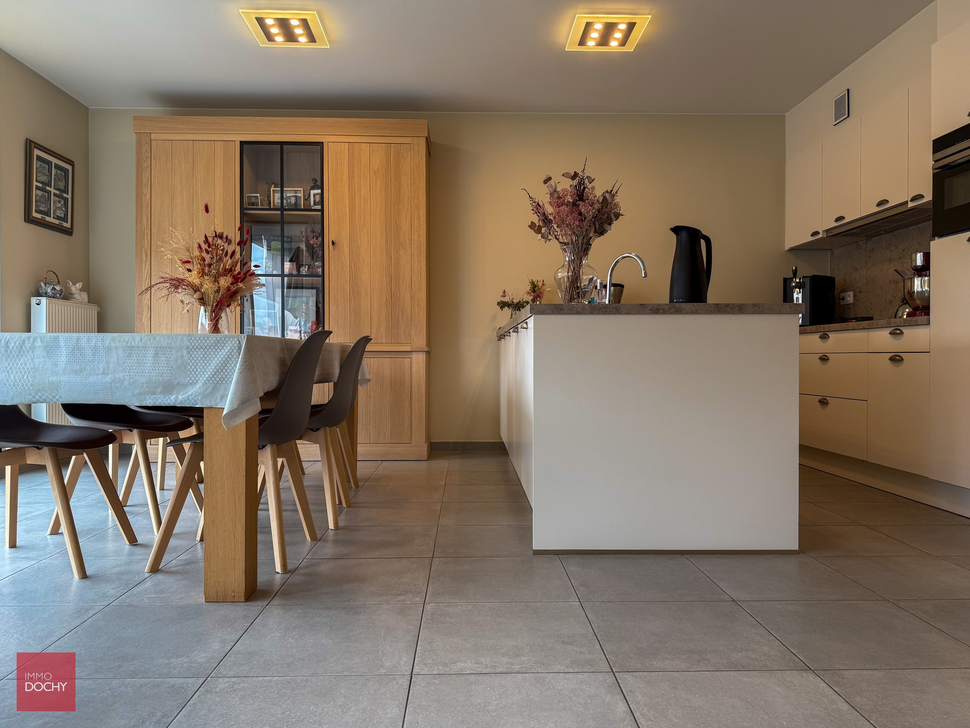 Recent instapklaar appartement op wandelafstand tot centrum | J. Duthoystraat - photo 3