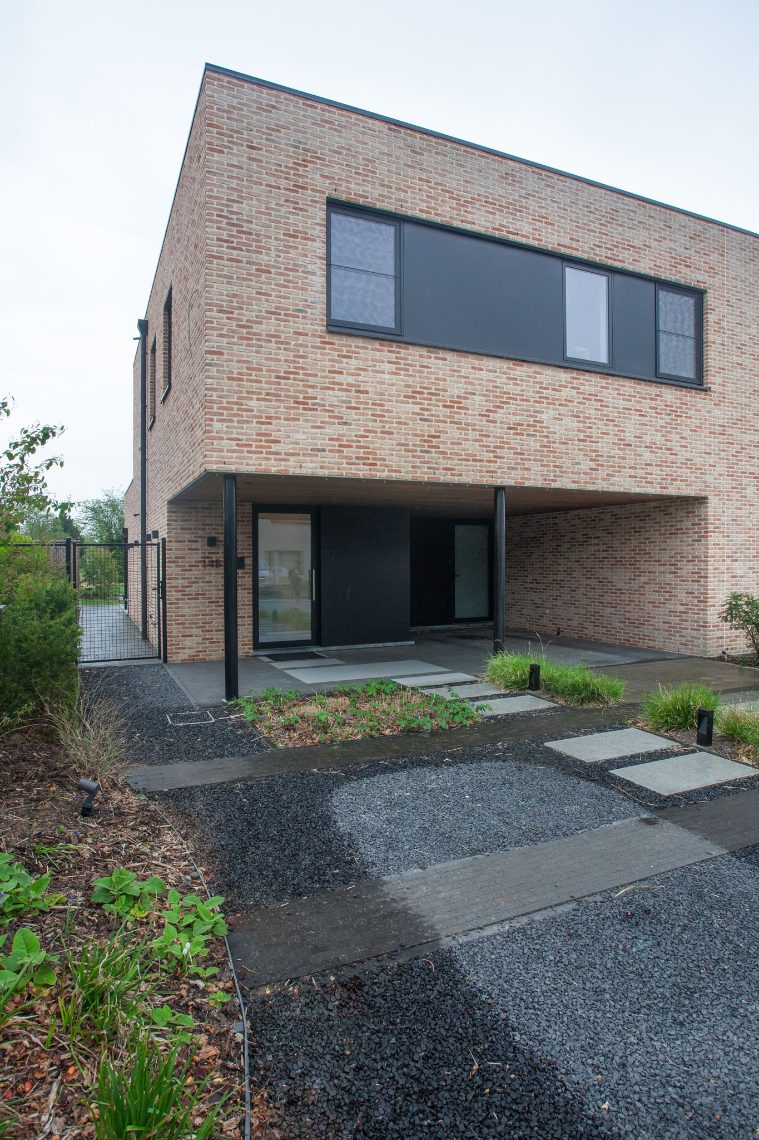 Huis te koop in Diepenbeek met 3 slaapkamers - foto 2