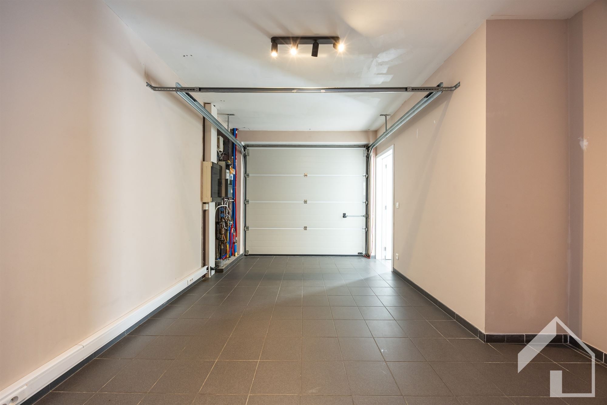 Ruime woning op een rustige locatie! - foto 5