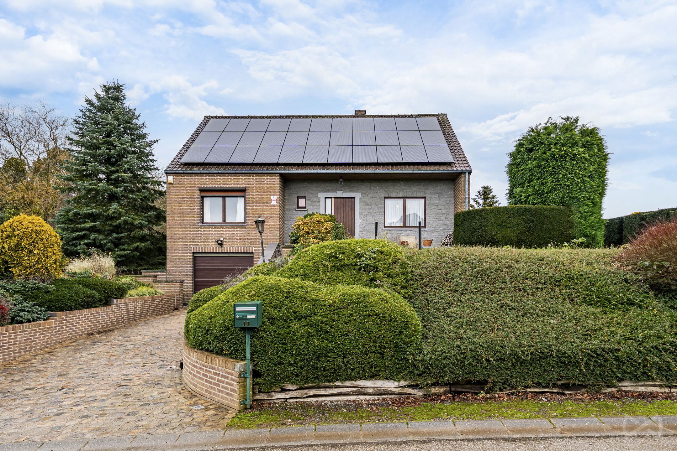 Maison à vendre à Chimay avec 5 chambres - photo 1