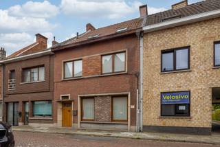 Bent u op zoek naar een gezellige, instapklare woning met tuin in het centrum van Melle? Dan is dit dé ideale kans! Deze charmante woning...