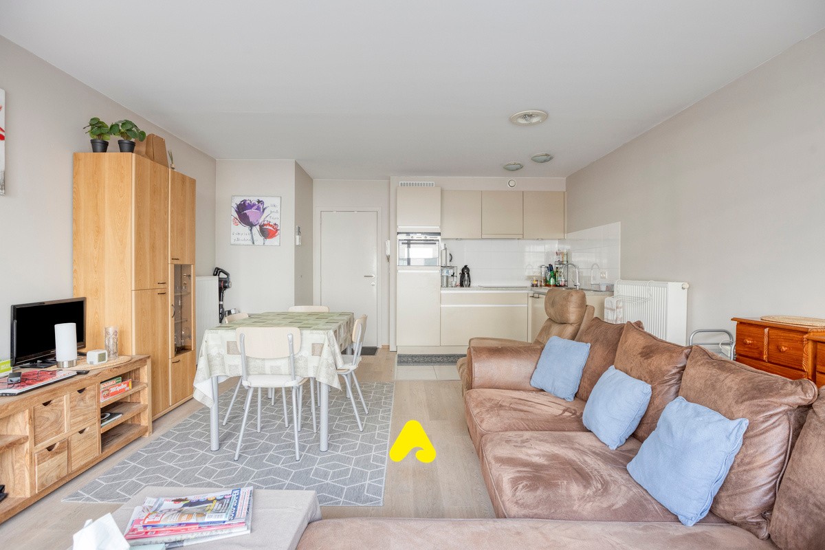 Volledig instapklaar appartement met 2 slaapkamers en dit op 100m de Zeedijk - foto 4