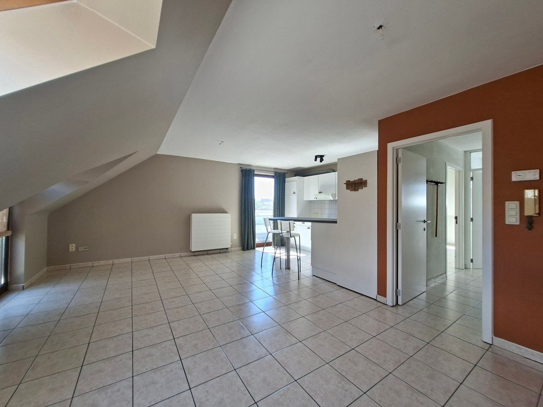 Ruim eigentijds appartement te Bree - foto 4