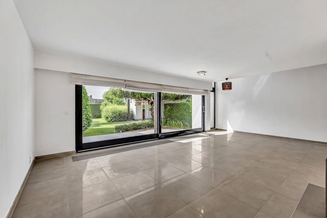 House for sale in Roosdaal with 4 bedrooms - photo 2