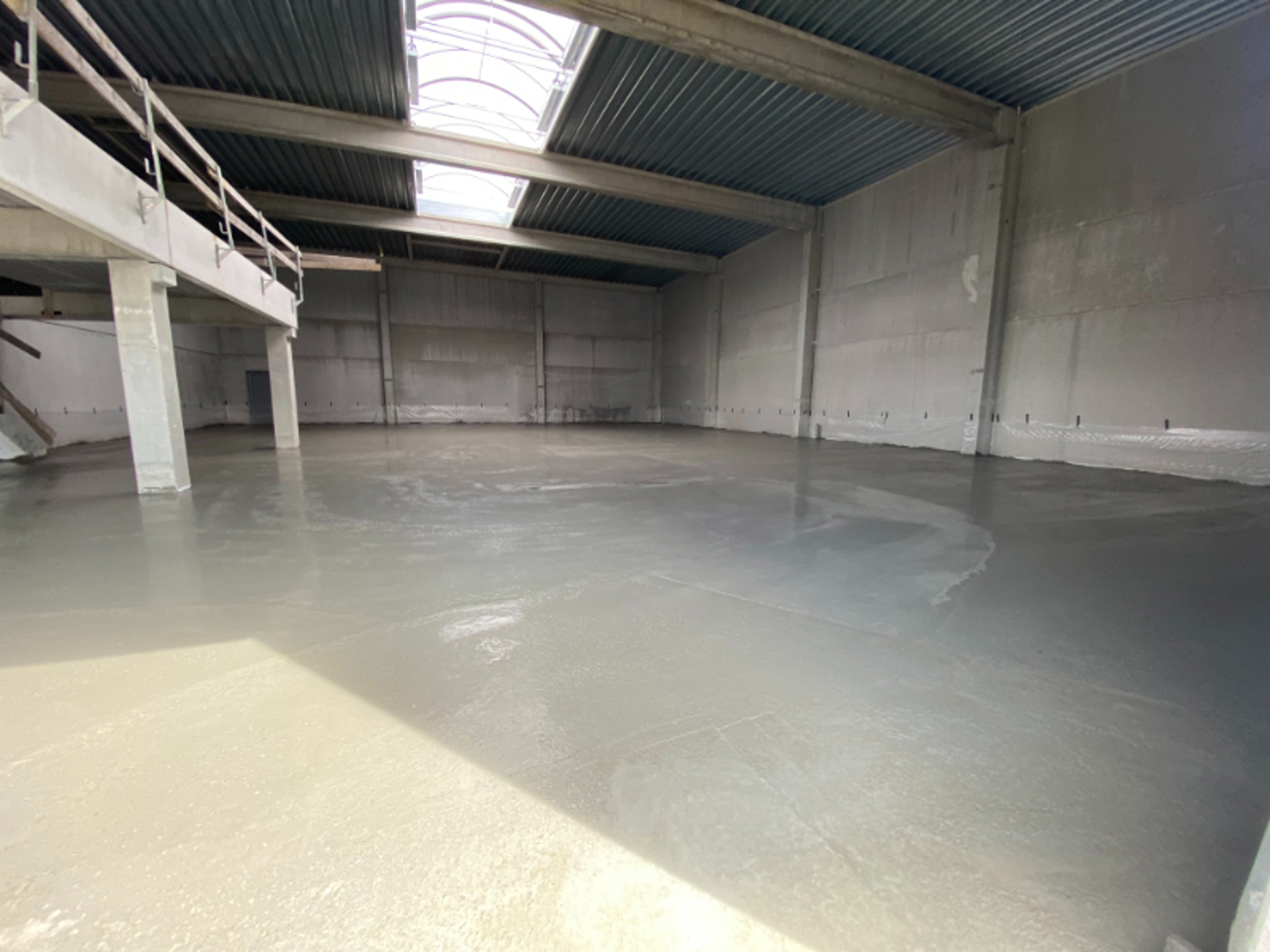 KMO-unit te huur vlak naast de E40 - foto 5