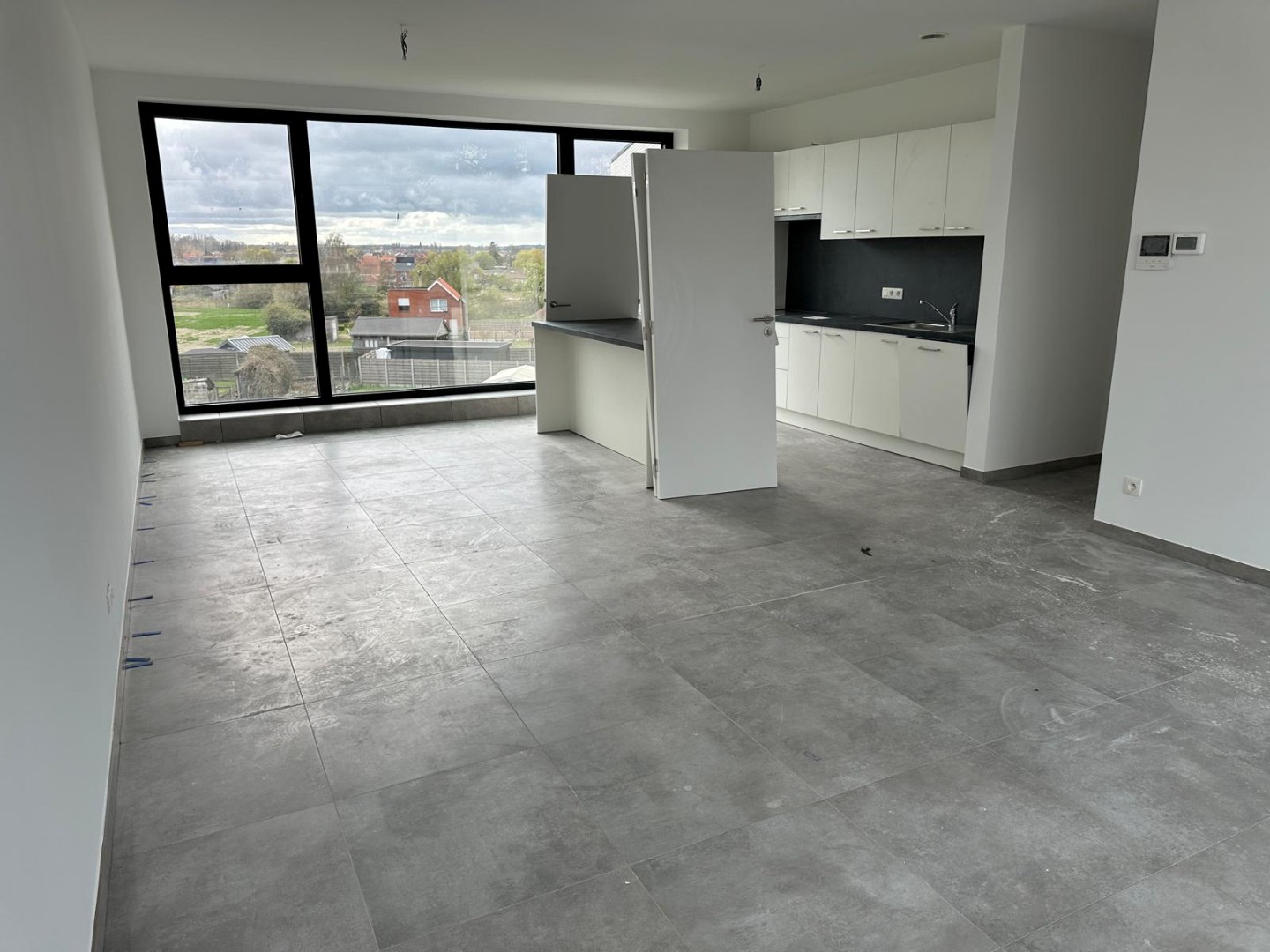 Appartement te huur op 2de verdiep met 2 slaapkamers - foto 3