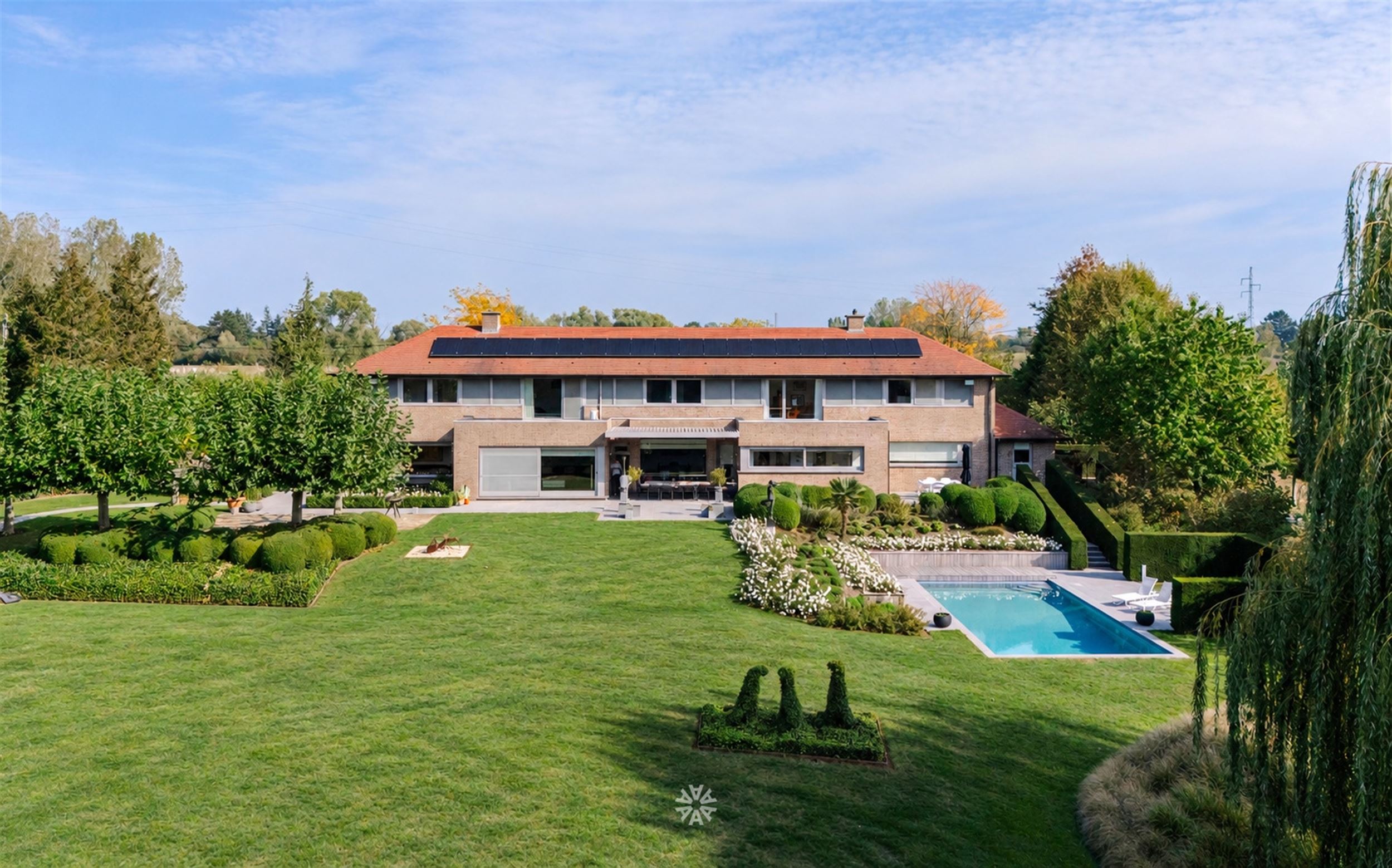 Architecturale villa met zwembad op uitzonderlijk privédomein in de Vlaamse Ardennen - foto 2