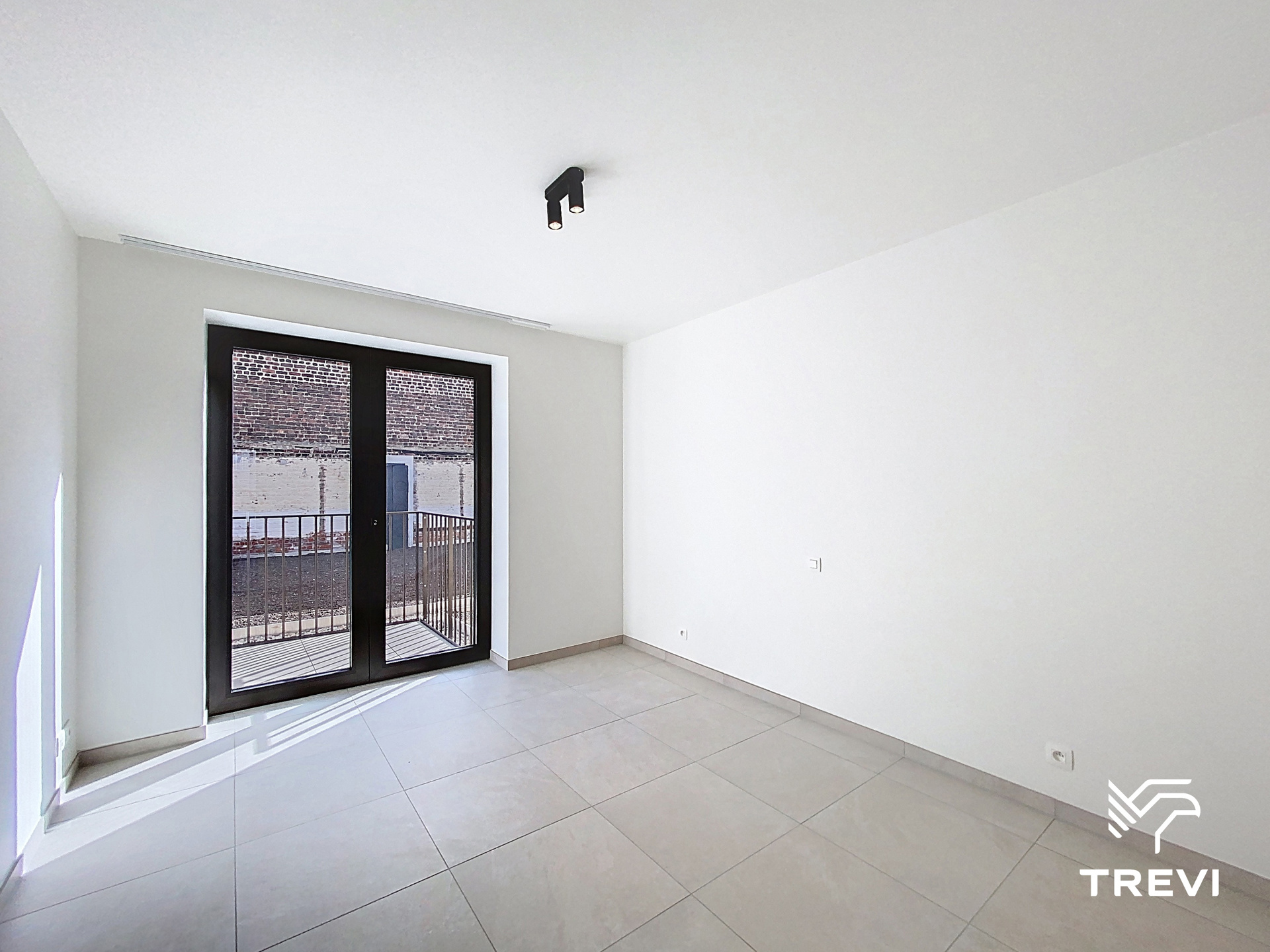 Nieuw huis met 3 slaapkamers en exterieur - foto 4