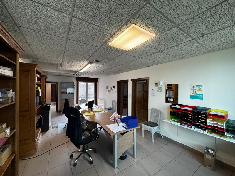 Instapklaar handelspand in hartje Lendelede - photo 5