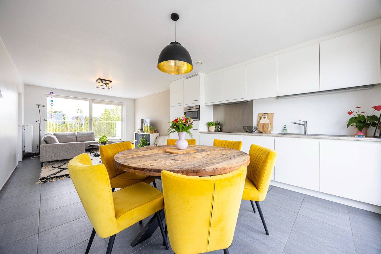 Recent dakappartement met 2 grote terrassen - foto 2