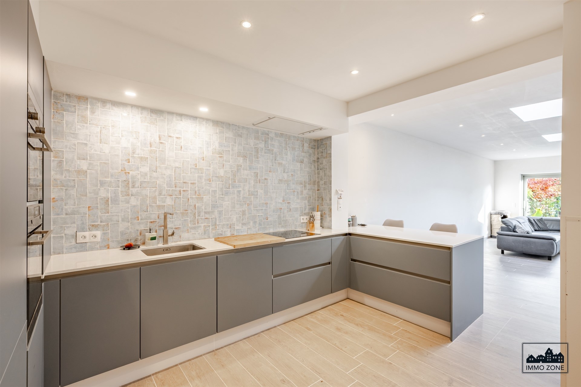 Instapklare, aangename rijwoning op centrale locatie! - foto 4