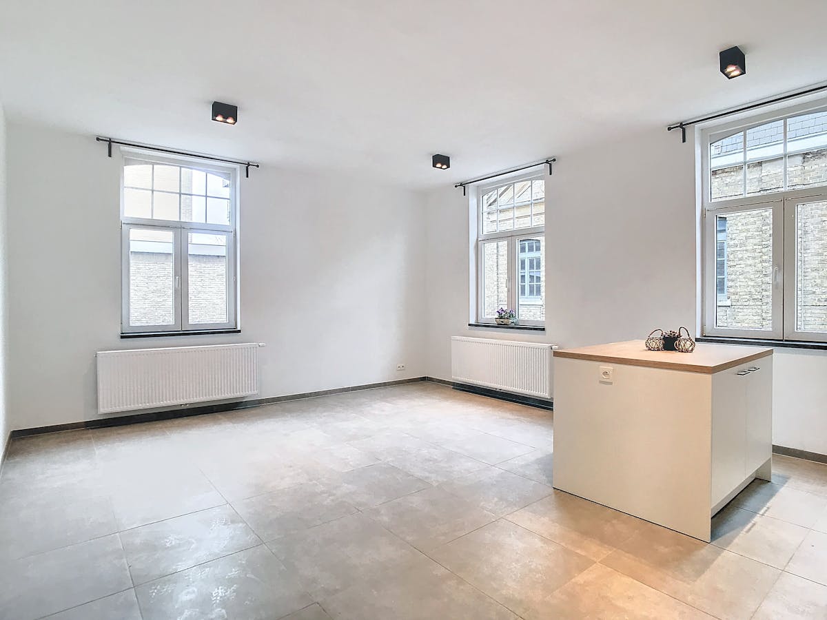 Appartement te huur in centrum Ieper - foto 4